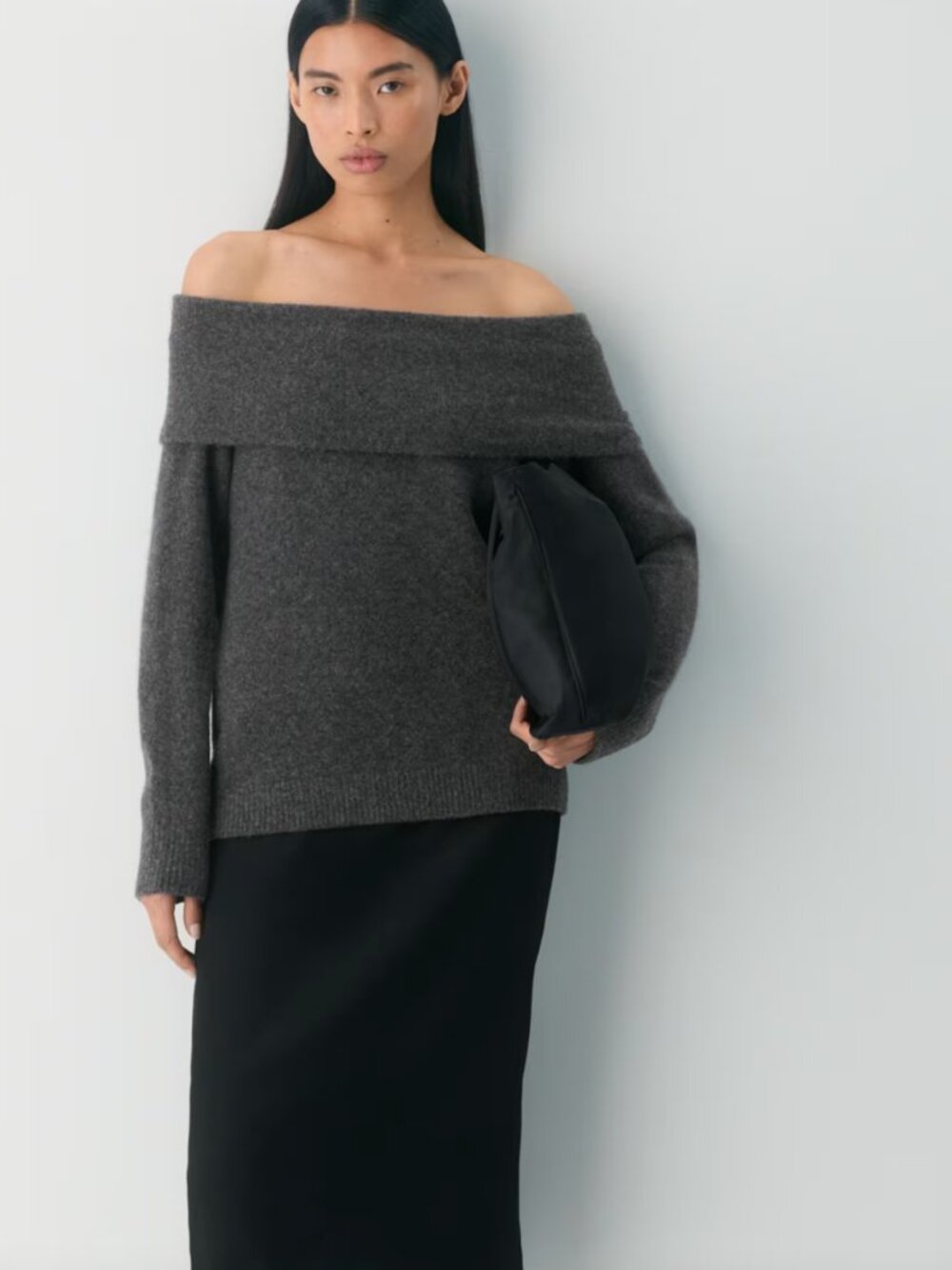 90% NEW ARITZIA Astoria Sweater, Extra-fine merino wool off-shoulder